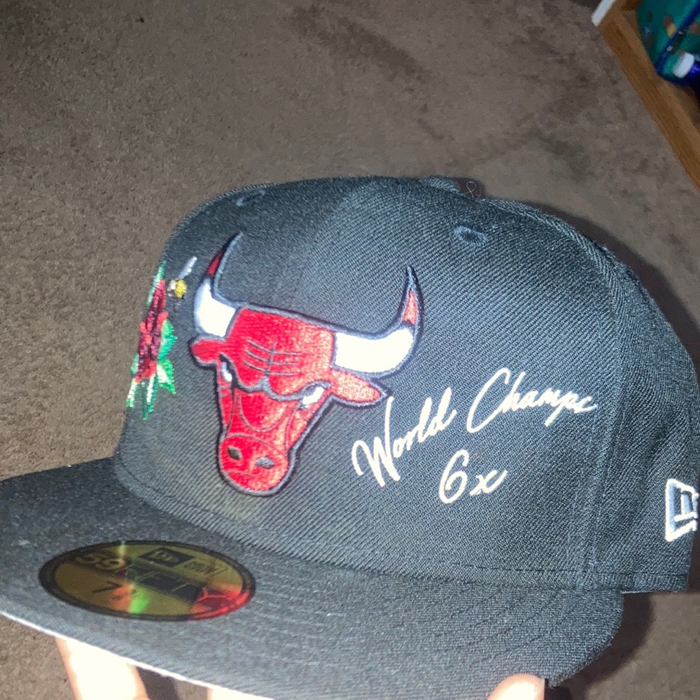 Jordan Chicago bull rose bee heart hat new era 7 3/8 NWT multi patch nba